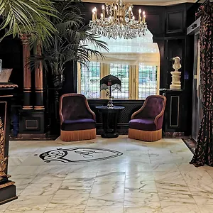 Отель Apollofirst Boutique