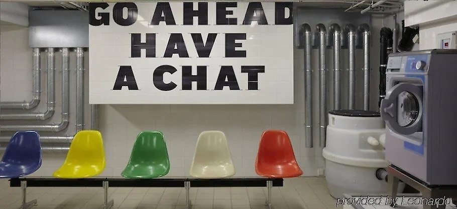 Отель The Social Hub Amsterdam West 3*,