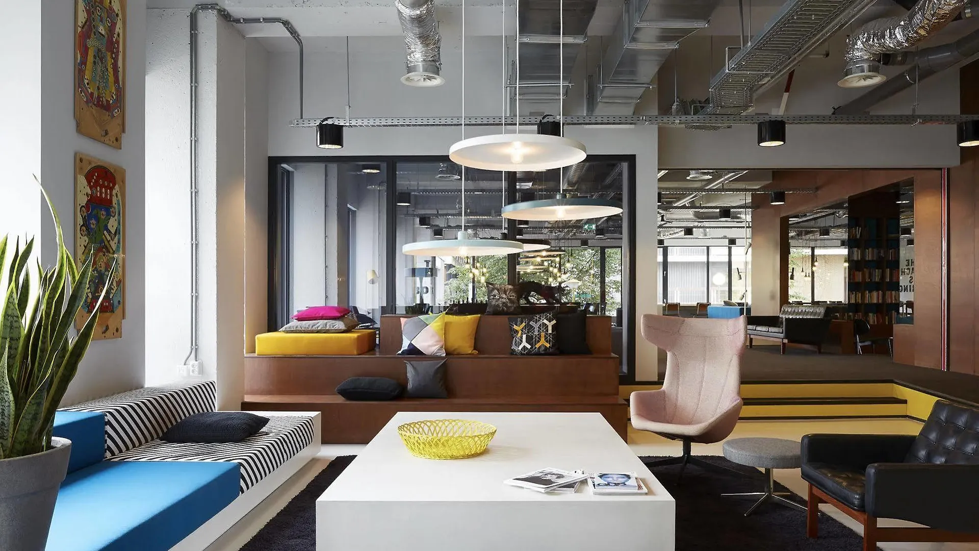 The Social Hub Amsterdam West Hotell